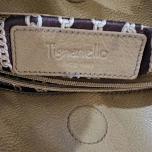 Tignanello Elegant Tan Pebble Leather Hobo/Shoulder Bag - Picture 16 of 16